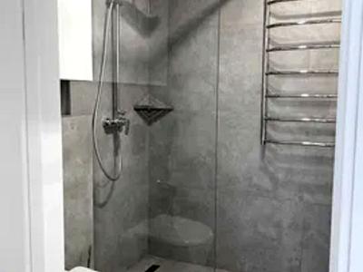 квартира за адресою Залізнична вул., 10