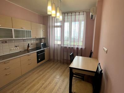 квартира за адресою Авіаконструктора Ігоря Сікорського вул. (Танкова), 1-Б