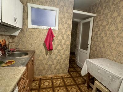 квартира за адресою Космонавтів вул., 18