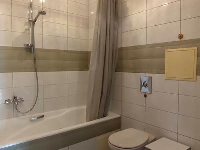 квартира за адресою Миколи Амосова вул., 4