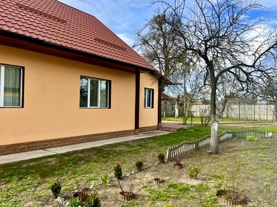 будинок за адресою Революції Гідності вул. (Революції)