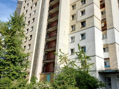 кімната за адресою Азербайджанська вул. (Бакинських Комісарів), 8-Б