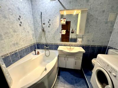 квартира за адресою Шота Руставелі вул., 27
