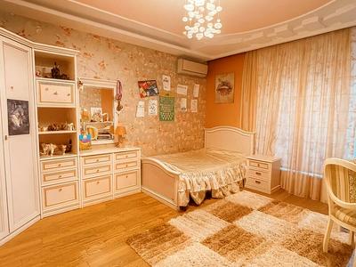 квартира за адресою Василя Симоненка вул., 5