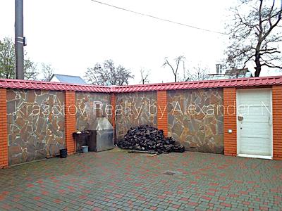 будинок за адресою Левадна вул.