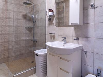 будинок за адресою Кузьми Скрябіна вул. (Ватутіна), 5