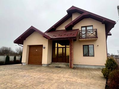 будинок за адресою Юності вул., 120