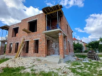 будинок за адресою Сірка