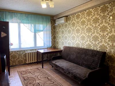 квартира за адресою Ореста Левицького вул. (Академіка Курчатова), 25/37