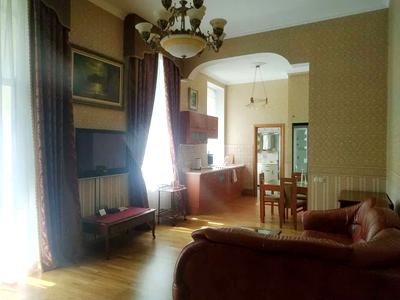 квартира за адресою Заньковецької вул., 6