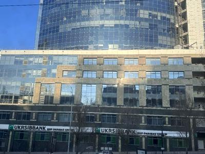 комерційна за адресою Лесі Українки бульв., 6
