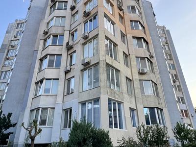 квартира за адресою Посмітного, 22