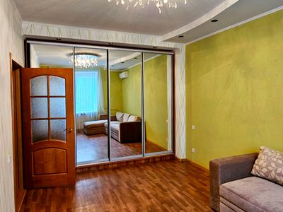 квартира за адресою Конституції просп., 40