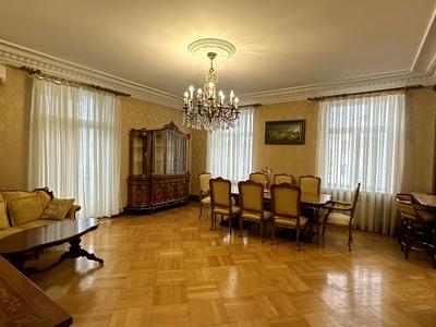квартира за адресою Пилипа Орлика вул., 6