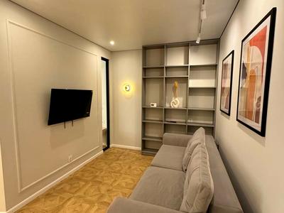 квартира за адресою Домбровського вул., 75
