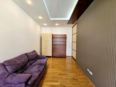 квартира за адресою Київ, Панаса Мирного вул., 8