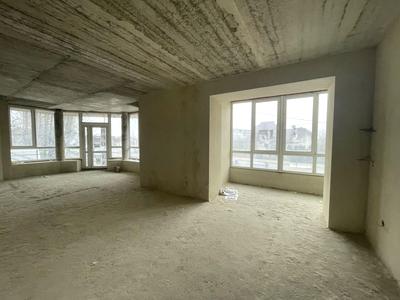 комерційна за адресою Декабристів, 52