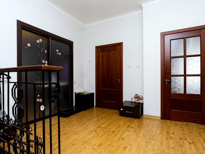 квартира за адресою Дмитрівська вул., 69