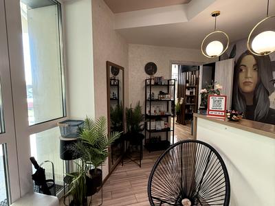 комерційна за адресою Набережна Перемоги вул., 7