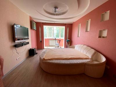 квартира по адресу Героев просп., 21