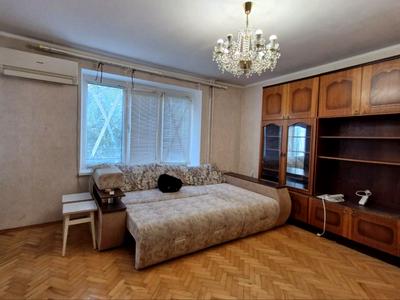 квартира за адресою Академіка Глушкова просп., 32