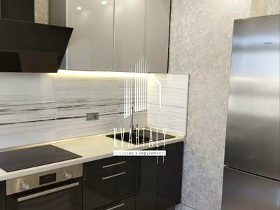 квартира за адресою Драгоманова вул., 10