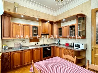 квартира за адресою Десятинна вул., 10