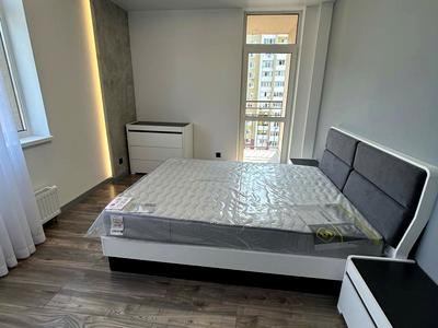 квартира за адресою Олександра Олеся вул., 1