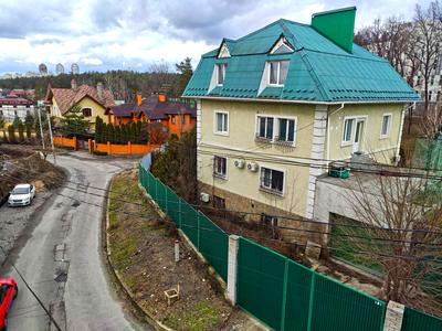 комерційна за адресою Жовтнева, 79