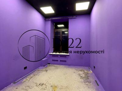 комерційна за адресою Велика Васильківська вул. (Червоноармійська), 1/3