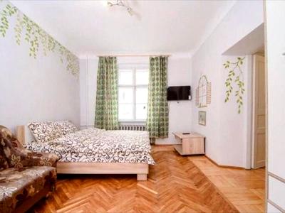 квартира за адресою Ринок пл., 45