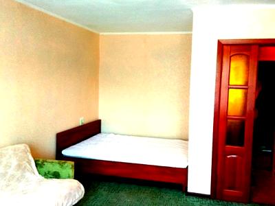 квартира за адресою Верховинна вул., 87