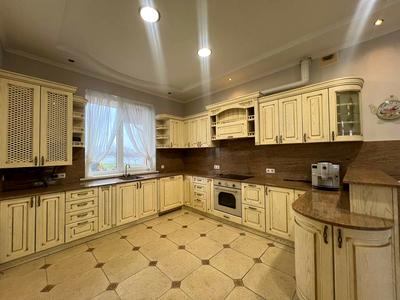 будинок за адресою Юності вул., 120