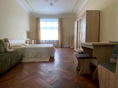 квартира по адресу Адама Мицкевича пл., 6/7
