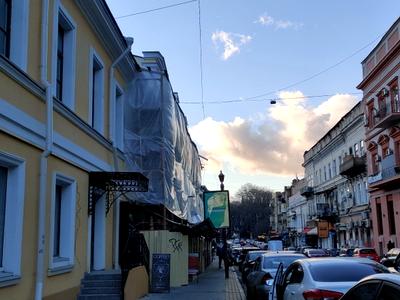 комерційна за адресою Ланжеронівська вул., 17