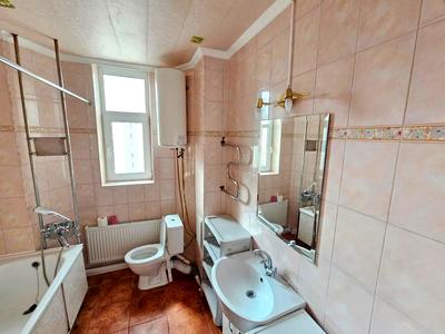 квартира за адресою Софії Русової вул., 3