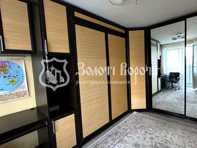 квартира за адресою Хорольська вул., 10
