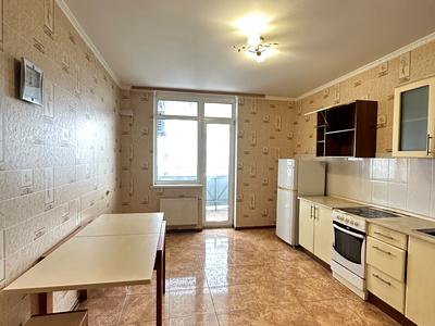 квартира за адресою Миколи Ушакова вул., 1-Б