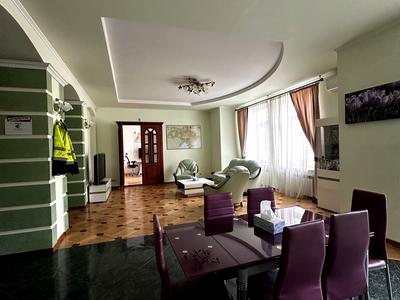 квартира по адресу Ярослава Стецько ул., 11