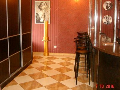 комерційна за адресою Дружбы, 80