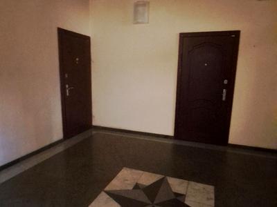 комерційна за адресою Незалежності вул., 18а