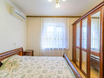 квартира за адресою Ревуцького вул., 7