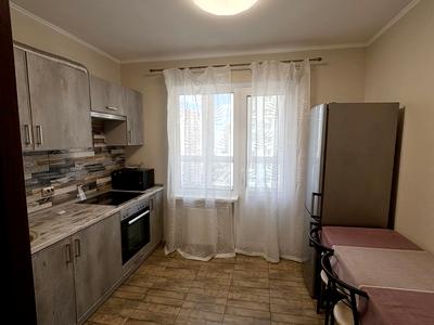 квартира за адресою Софії Русової вул., 5-Б