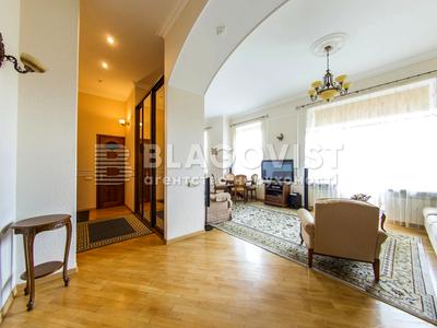 квартира по адресу Михайловский пер., 3