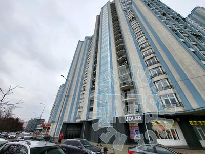 комерційна за адресою Дніпровська набережна вул., 26-Ж