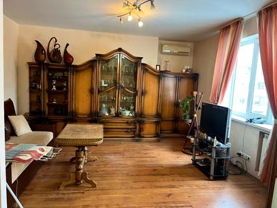 квартира за адресою Автозаводська вул., 7б