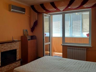квартира за адресою Ревуцького вул., 7