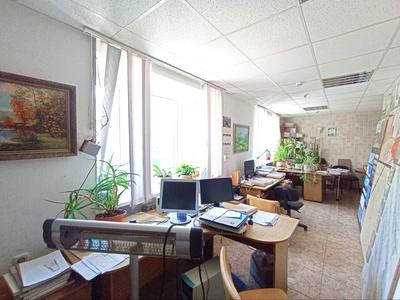 коммерческая по адресу Свободи ул., 19