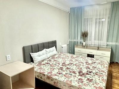 квартира за адресою Рея Бредбері вул., 14