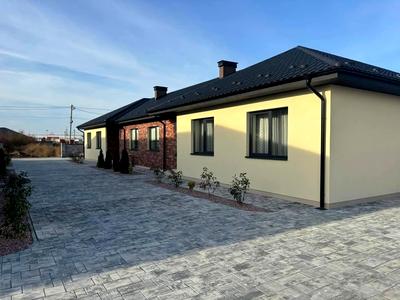 дом по адресу Ігоря Сікорського ул. (Олександра Можайського)